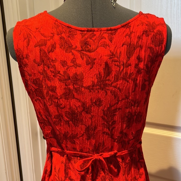 Sag Harbor Petite Floral Red Dress - Picture 4 of 5